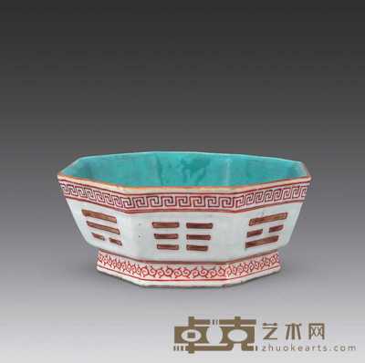 清同治 珊瑚红八卦纹八角博古碗 直径17cm